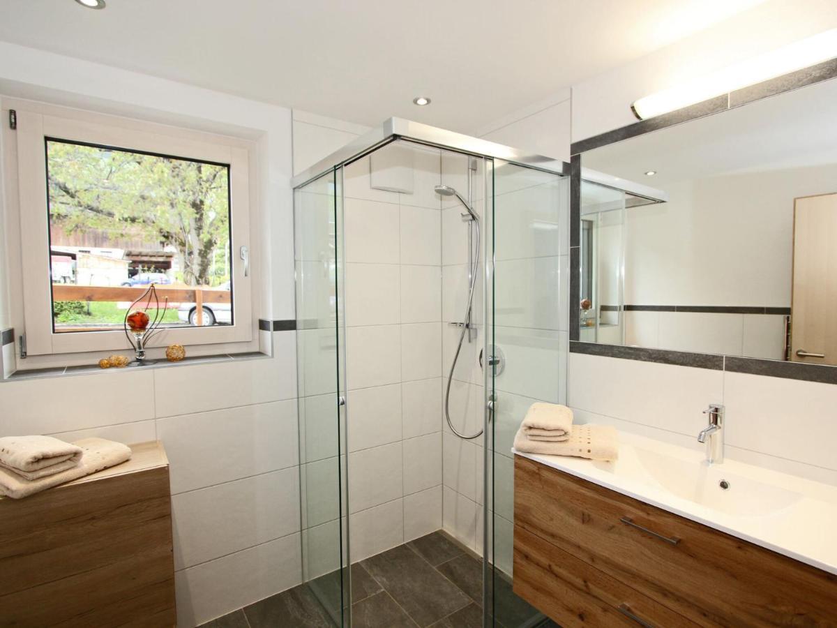 Quiet Holiday Flat Near The Mayrhofen Ski Area Швендау Экстерьер фото