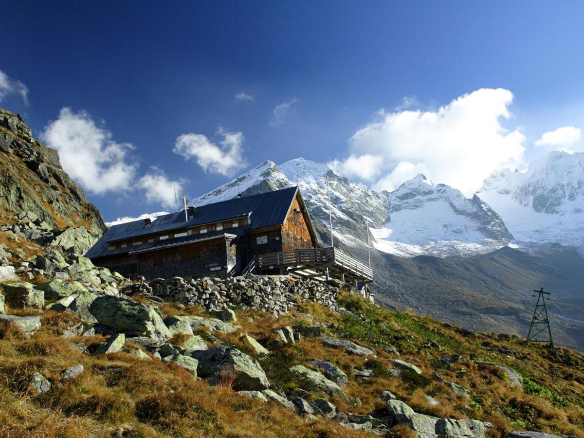 Quiet Holiday Flat Near The Mayrhofen Ski Area Швендау Экстерьер фото