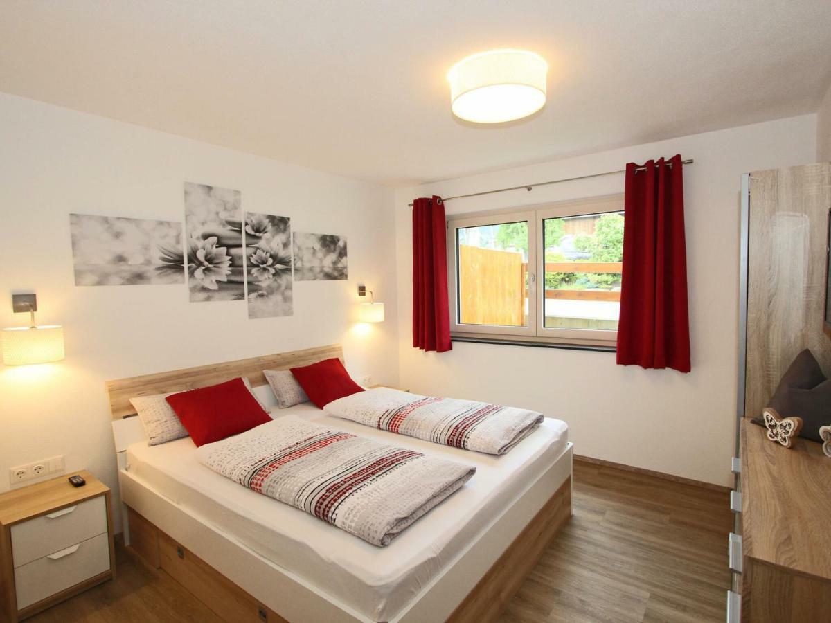 Quiet Holiday Flat Near The Mayrhofen Ski Area Швендау Экстерьер фото